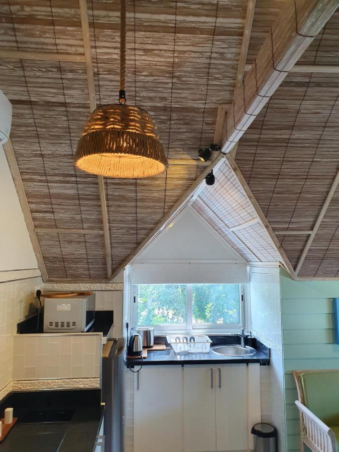 Bord Mer City Apartments La Digue Exterior photo