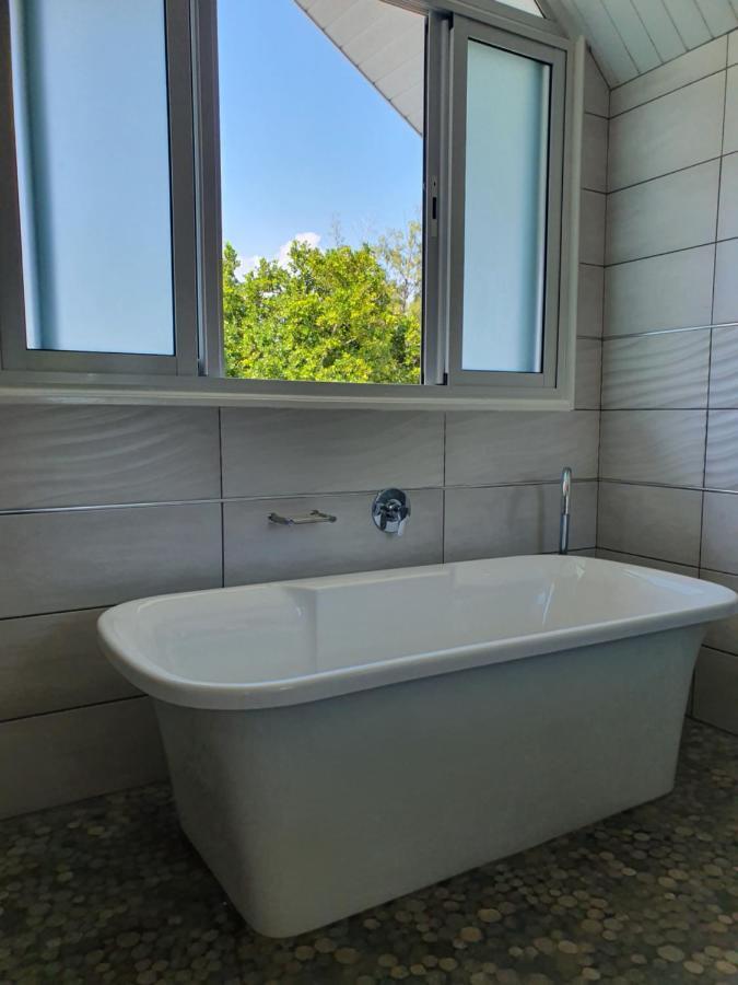 Bord Mer City Apartments La Digue Exterior photo